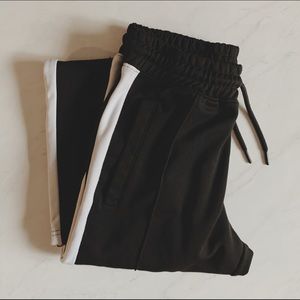 DIVIDED side zip joggers